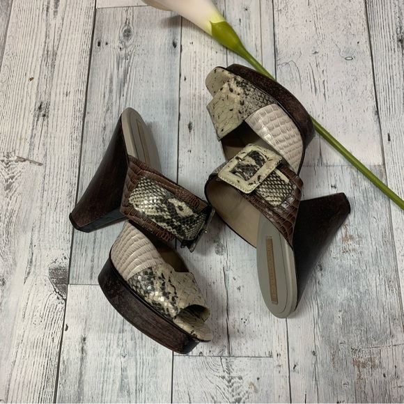 BCBG MAXAZRIA LEATHER SNAKE PRINT PLATFORM HEELS SANDALS SZ 10 - Picture 6 of 12